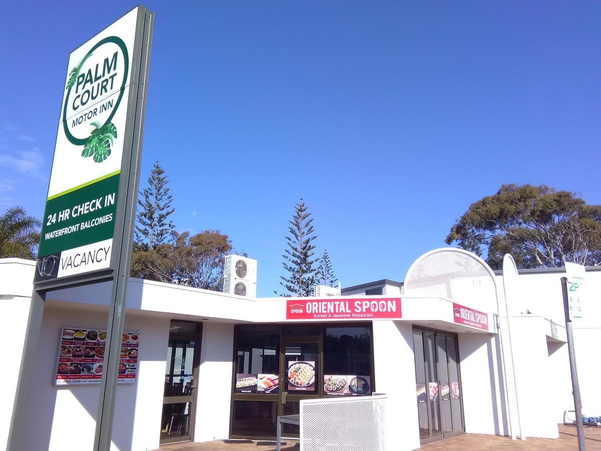 Palm Court Motor Inn Port Macquarie Eksteriør bilde
