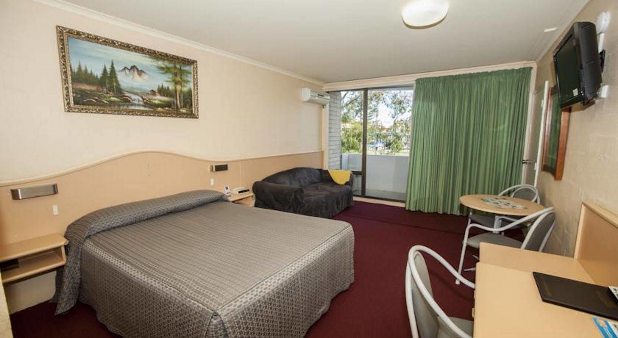 Palm Court Motor Inn Port Macquarie Eksteriør bilde